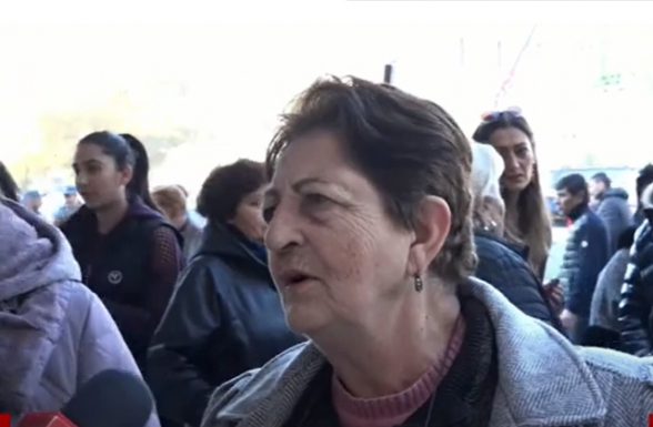 Мое требование адресовано Пашиняну, по решению которого наши дома были сданы врагу – жительница Бердзора (видео)